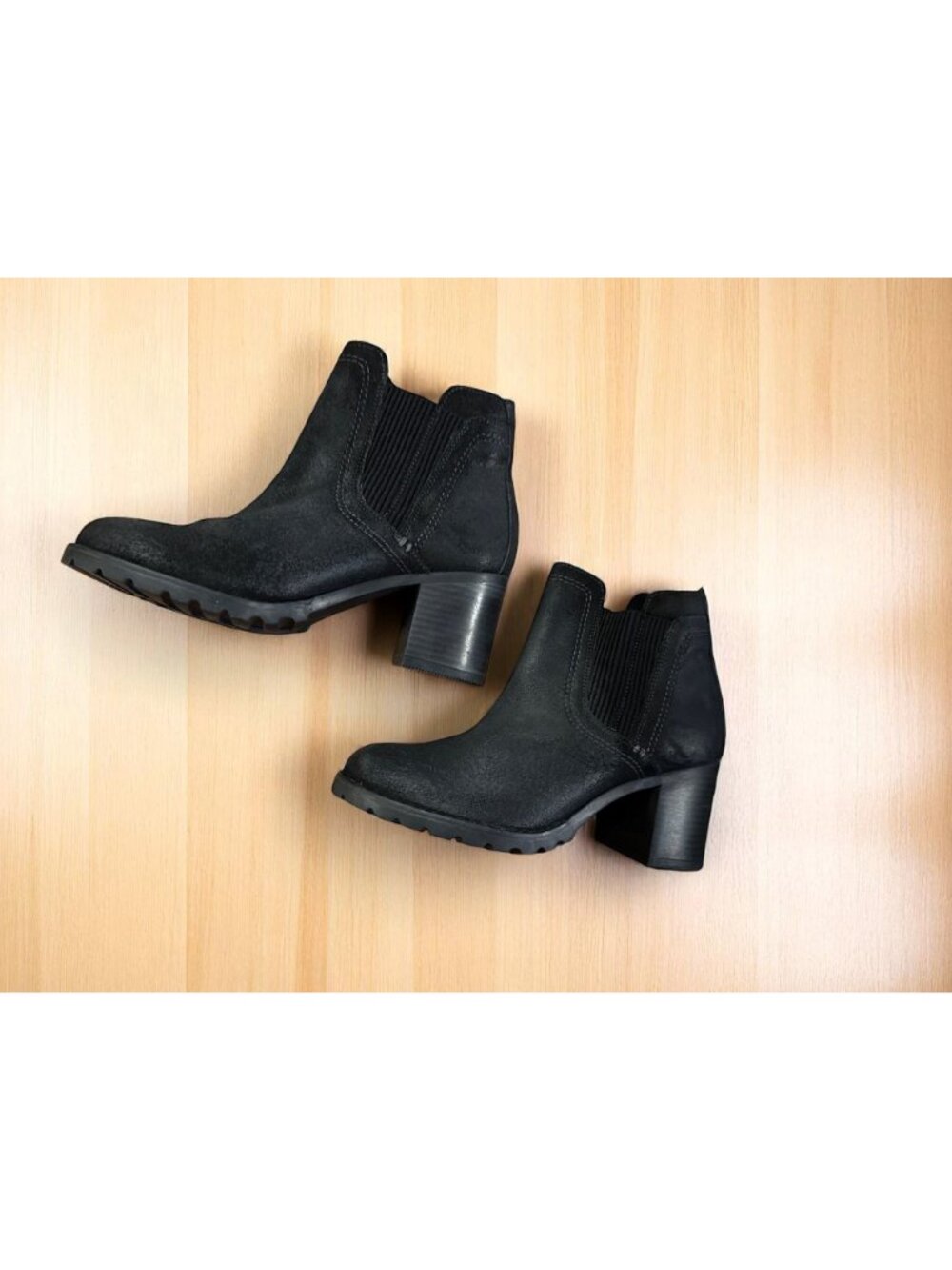 Clarks Leda Up women's black suede heeled ankle boots, size 8, brand new. - Picture 2 of 7